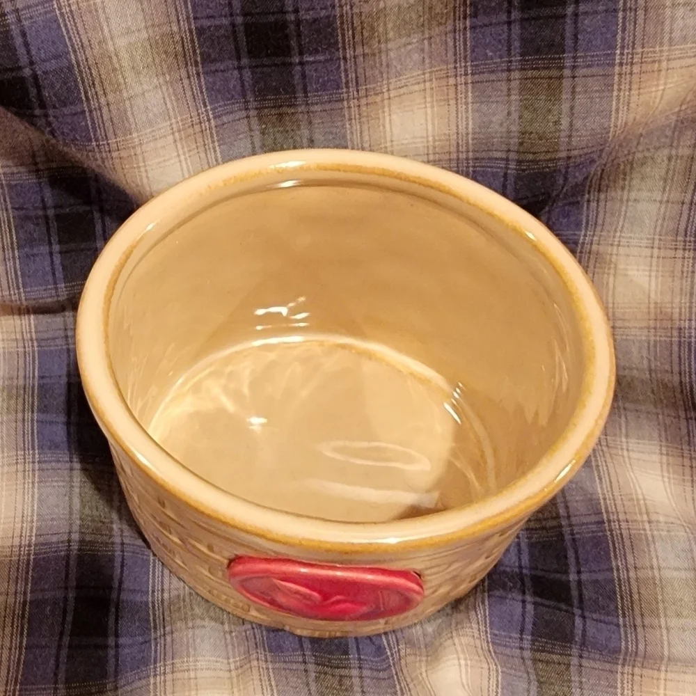 Bath & Body Works Ceramic Canister Basket weave with Apple T48